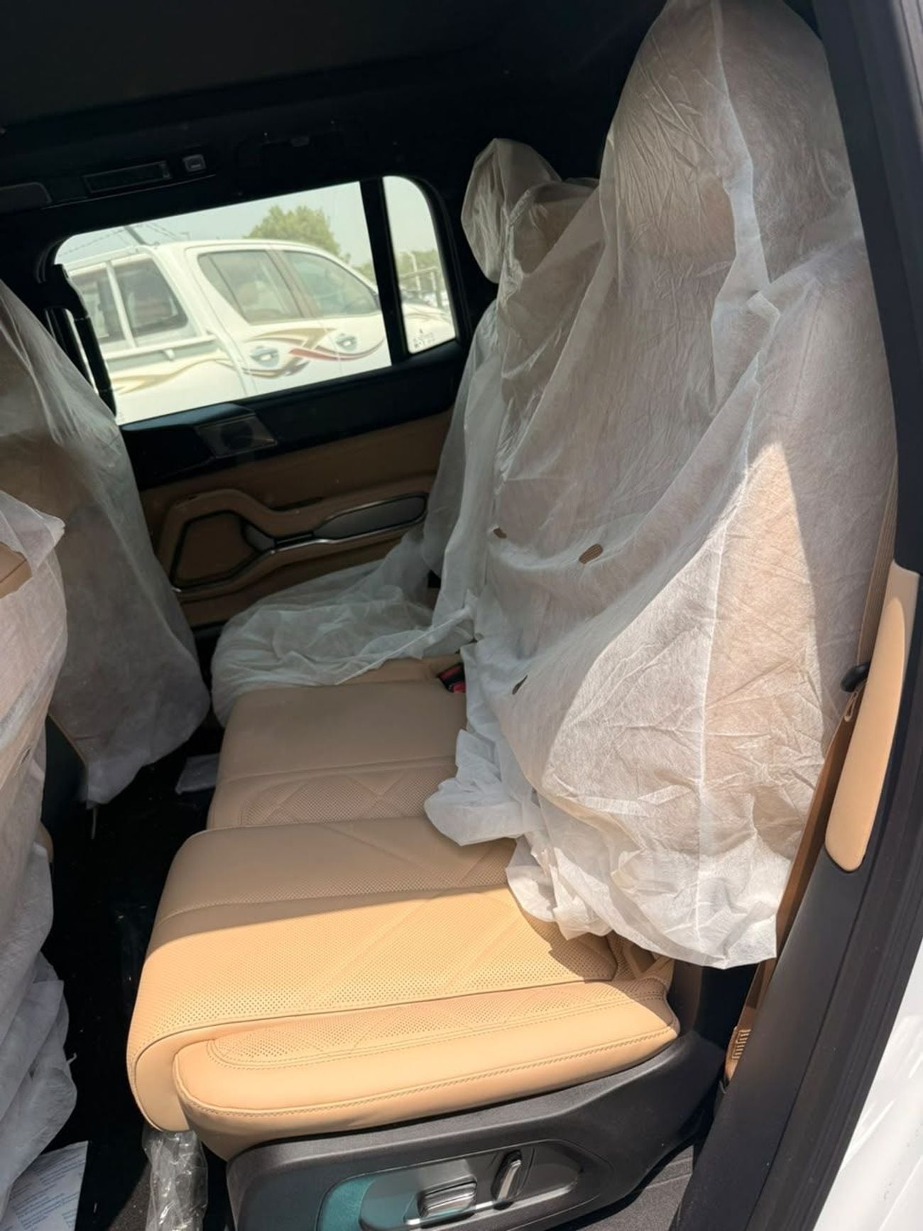 BYD QIN PLUS B8