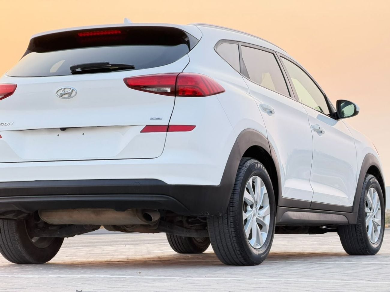 Hyundai Tucson GL BASIC Machine import 2.0 number 2