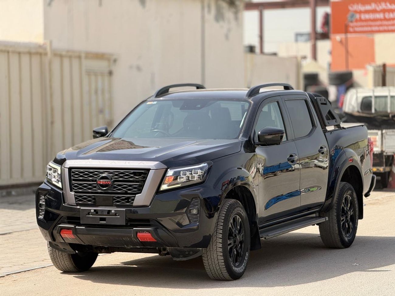 Nissan Navara 2.4 L DIESEL AUSTRALIAN
