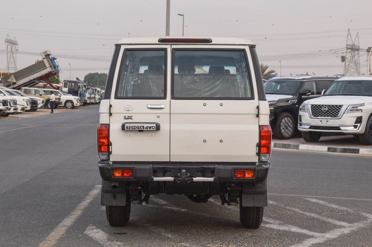 تويوتا لاند كروزر 70 LC76 LX 2.8L 4WD SUV 2026