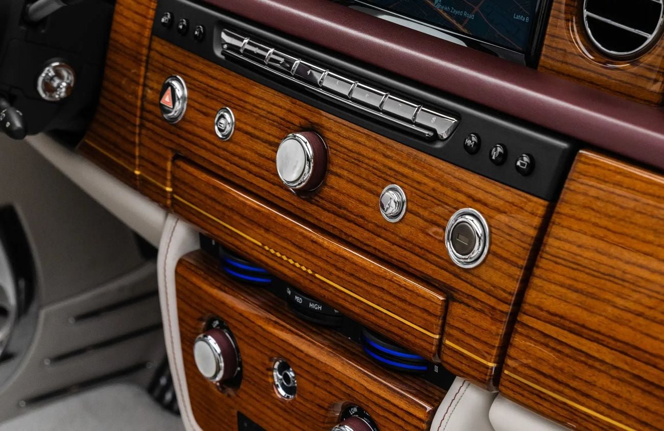 Rolls Royce Phantom 6.75L V12 Twin-Turbocharged Engine