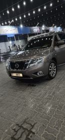 Nissan Pathfinder SV