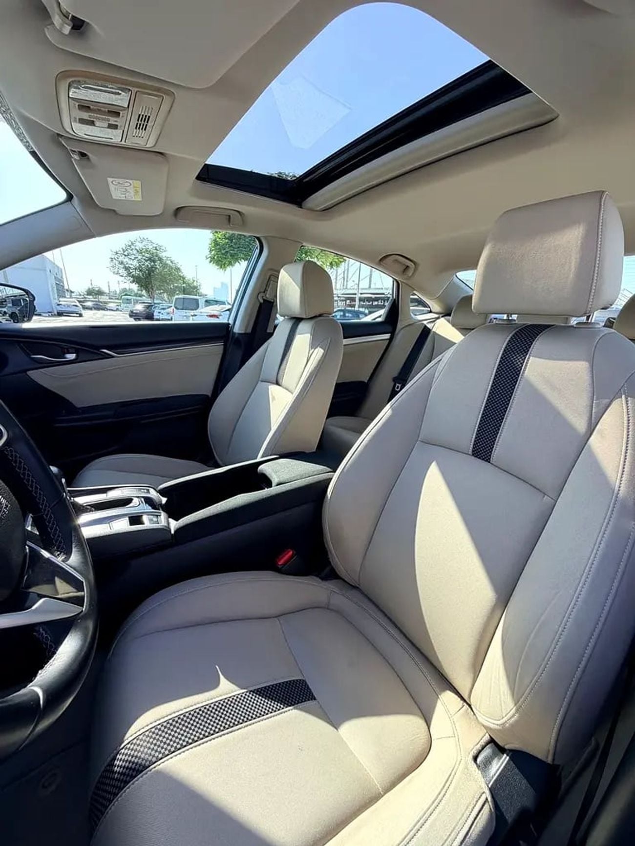Honda Civic 1.8 i-VTEC GCC Specs single owner full service history from al Futtaim automobiles