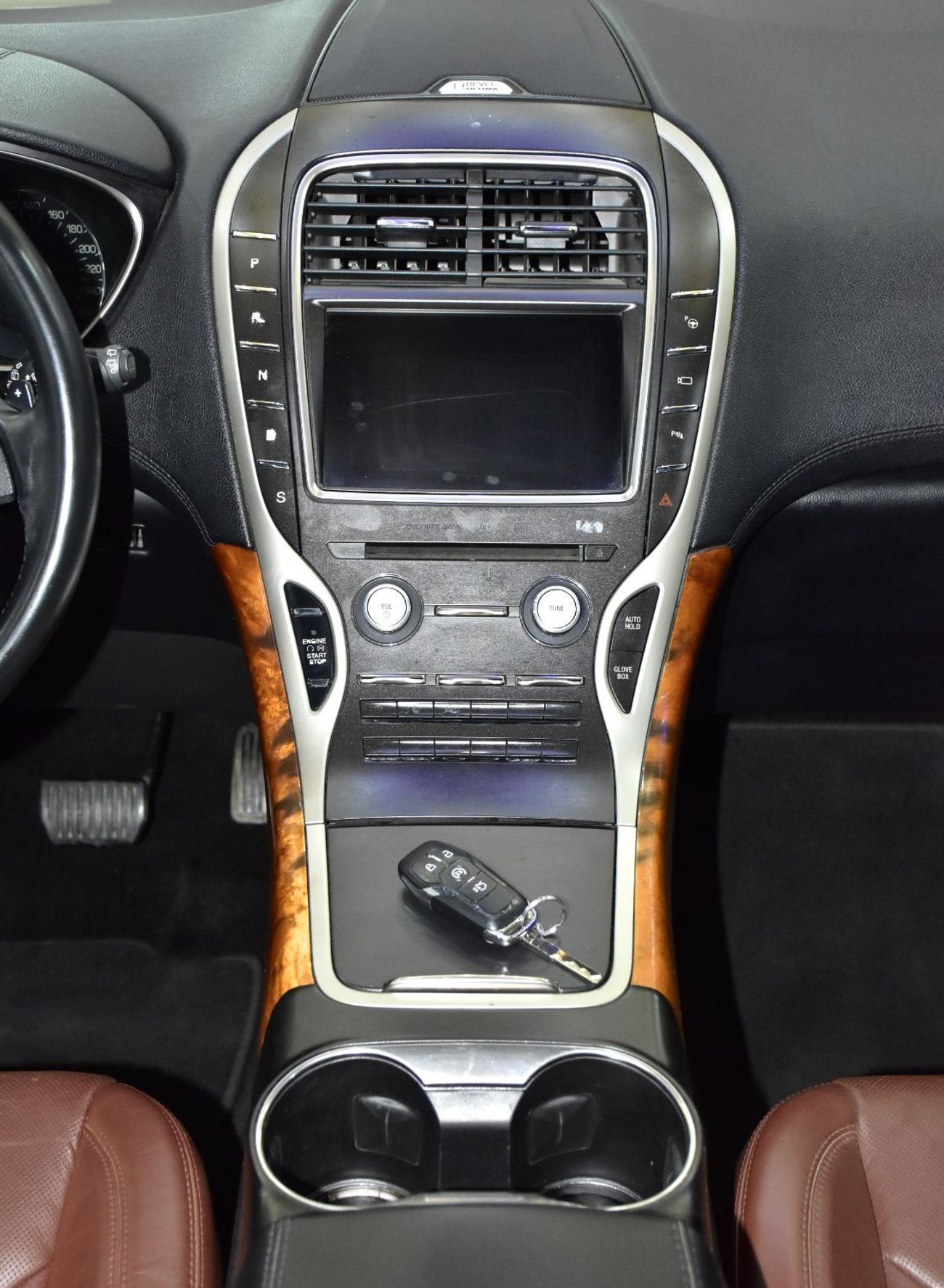 Lincoln MKX RESERVE EXCELLENT DEAL for our Lincoln MKX 2.7 ECOBoost AWD ( 2016 Model ) in Beige Color GCC Specs