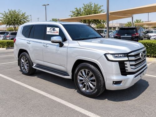 Toyota Land Cruiser VXR 3.5 L Petrol 2022