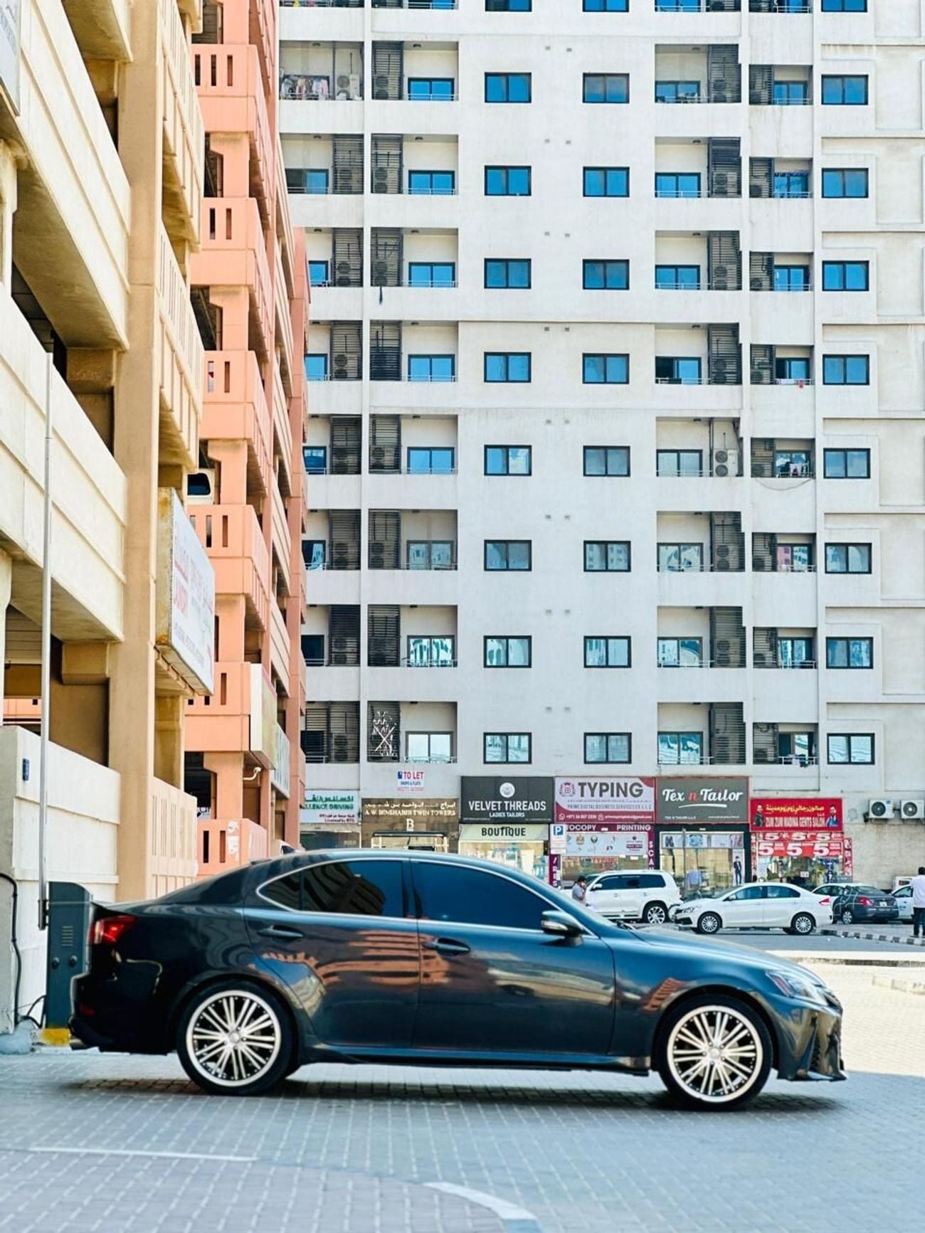 لكزس IS 250 PREMIER