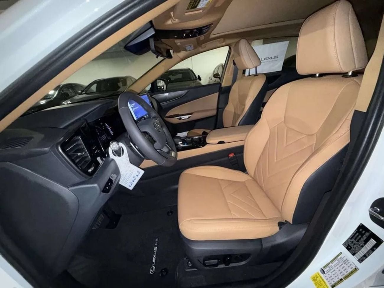 لكزس NX350h PLATINUM
