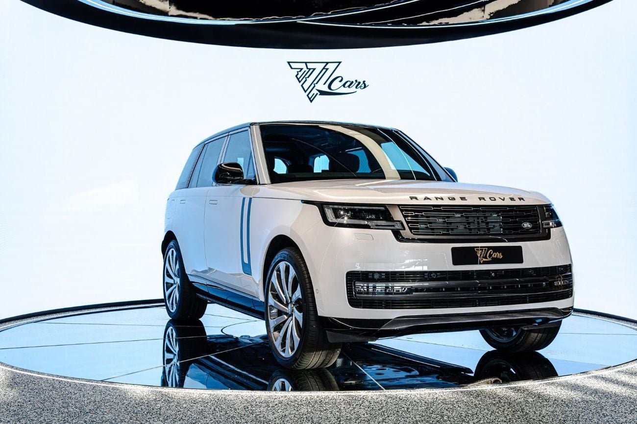 لاند روفر رينج روفر Autobiography P530 | Pearl White | Black Roof | Burgundy Interior | Shadow Exterior Package | GCC Sp