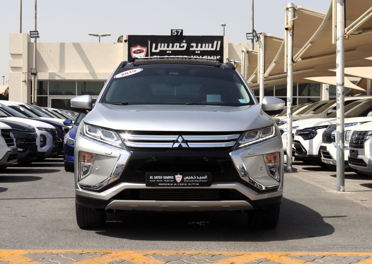 Mitsubishi Eclipse Cross GLS HIGH LINE ACCIDENTS FREE - GCC - FULL OPTION - PERFECT CONDITION INSIDE OUT