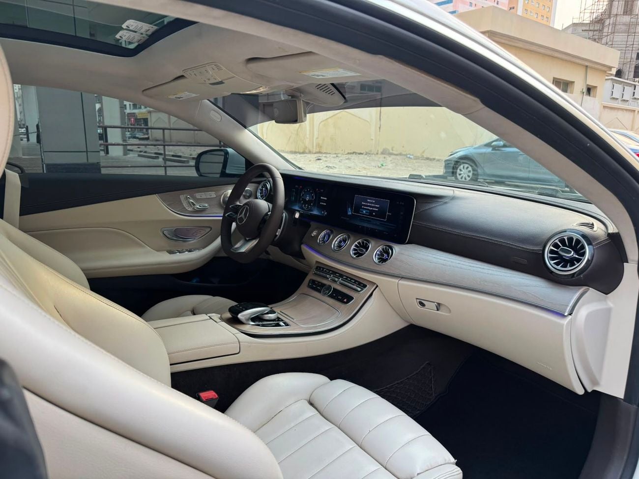 Mercedes Benz E400 STANDARD
