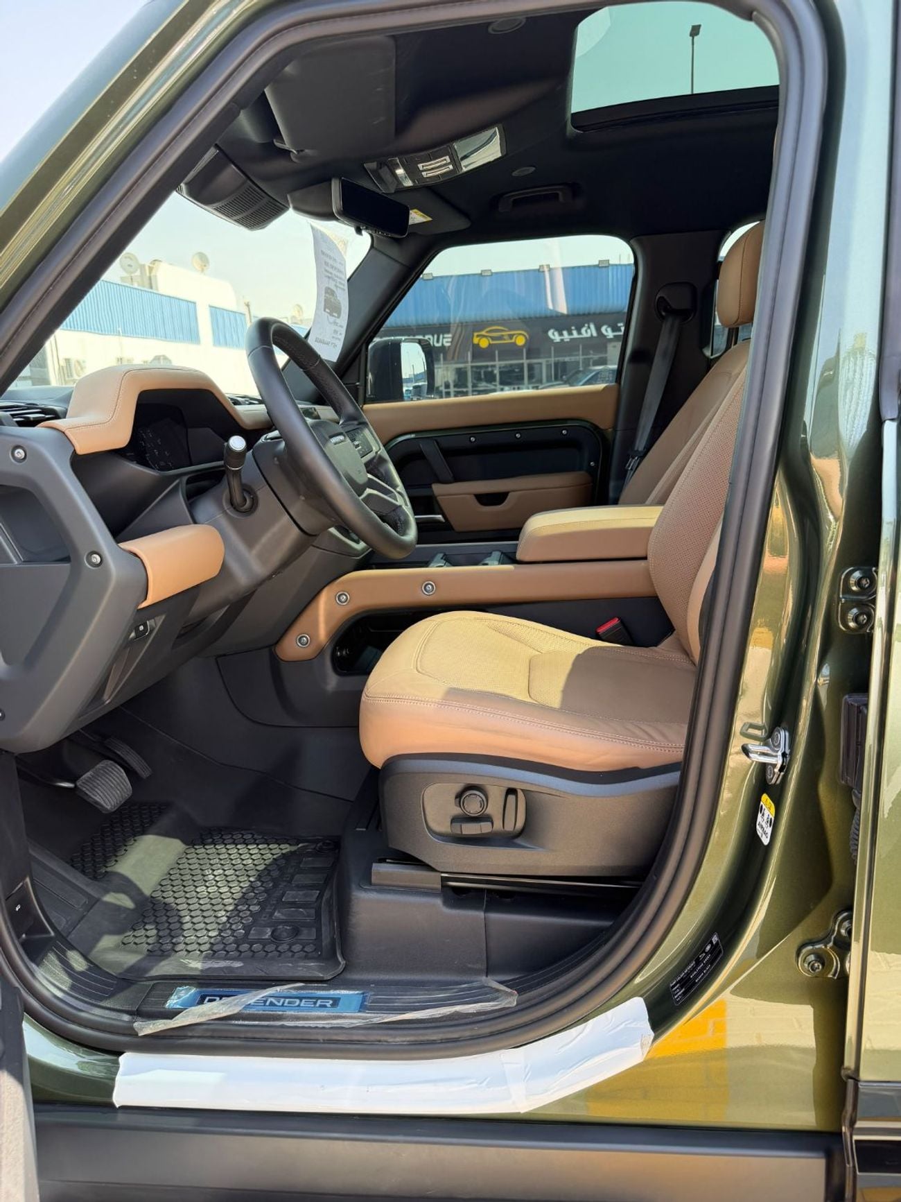 Land Rover Defender 110 X-DYNAMIC SE P400