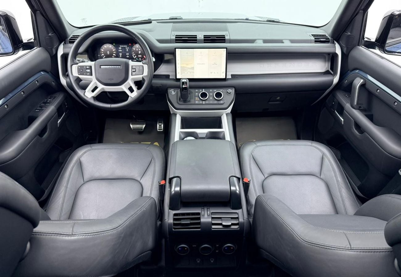 Land Rover Defender 110 X-DYNAMIC HSE P400 2025 Land Rover Defender X Dynamic 110 HSE, 2030 LR Warranty, Full LR Service History, Low Km, GCC