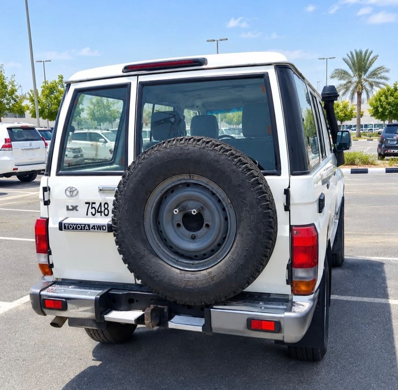 تويوتا لاند كروزر 70 LC76 STANDARD Hardtop Diesel