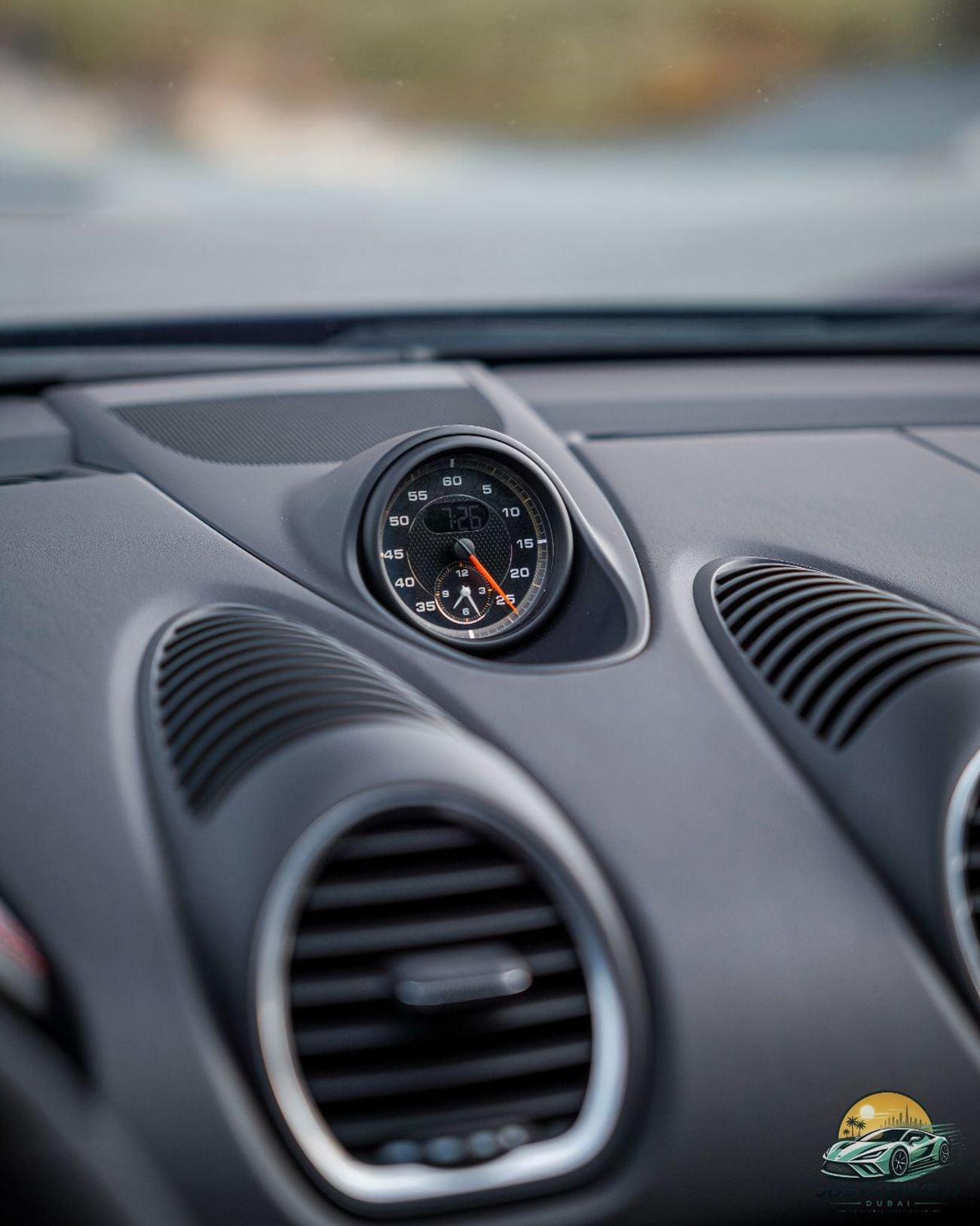 Porsche 718 Cayman GT4