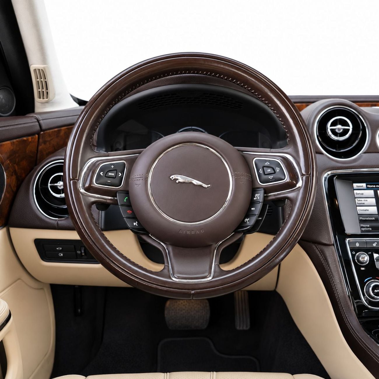 Jaguar XJ LUXURY