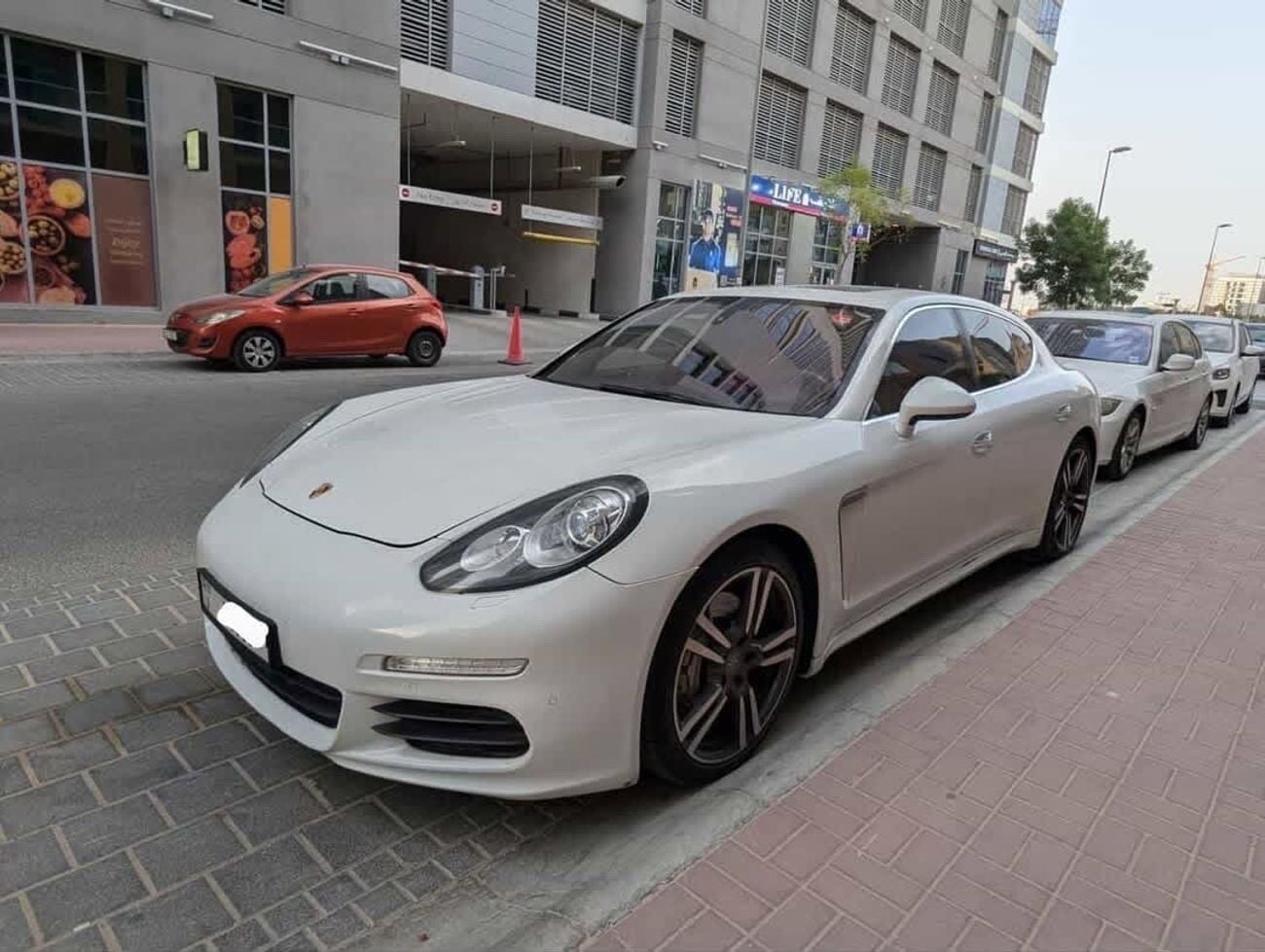 Porsche Panamera S