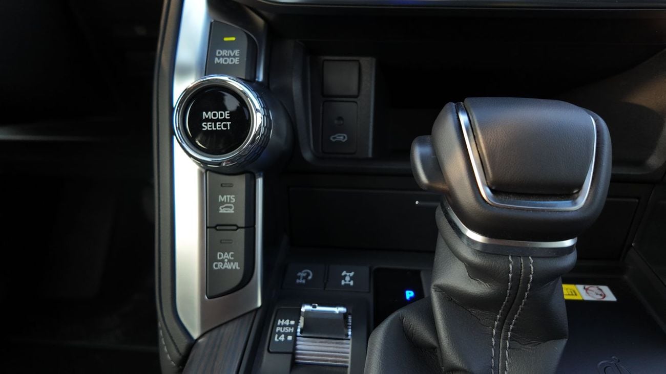 Toyota Land Cruiser GXR 3.3L DIESEL 2026