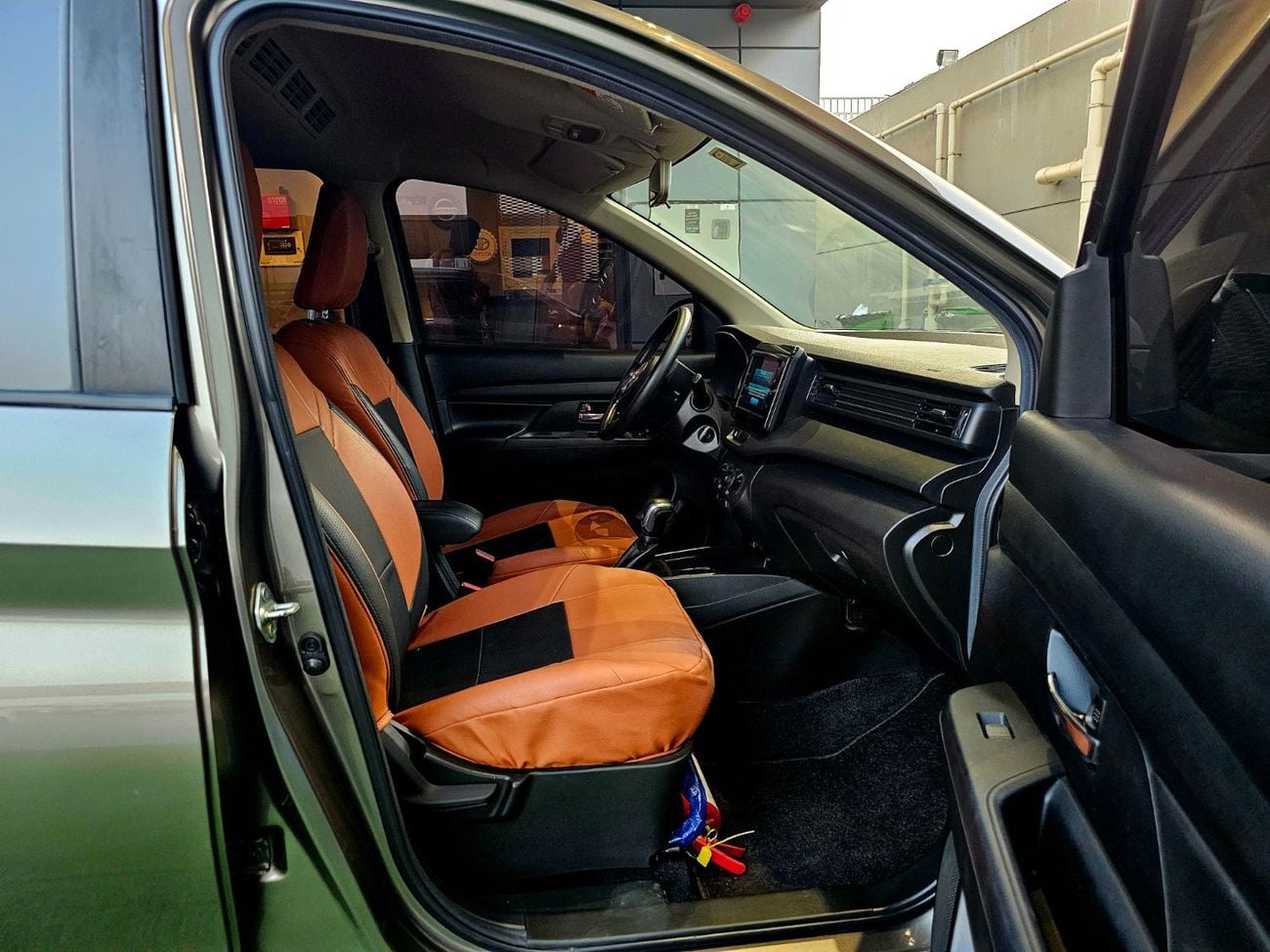 Suzuki Ertiga ERTIGA GLX / ORIGINAL PAINT / 7 SEATS / REAR CAMERA / LOW MILEAGE