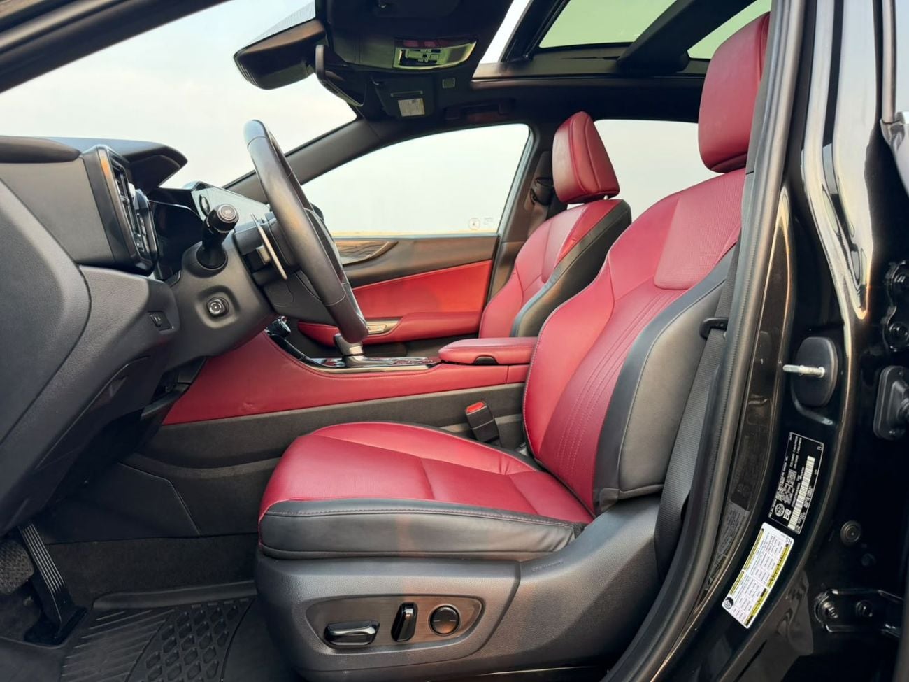 لكزس NX350h بلاتينيوم
