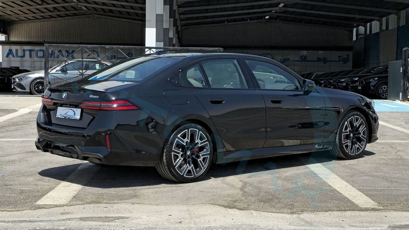 BMW 520i LUXURY M SPORT (For Export , НА ЭКСПОРТ) 2027 520i M 2.0T Mild-Hybrid GCC Без пробега