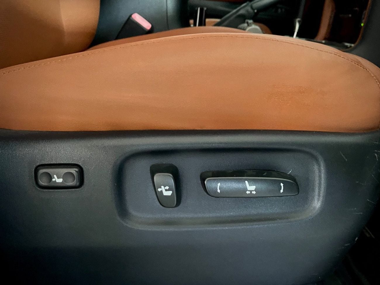 Lexus LX570 TOP | Full option | Al Futtaim