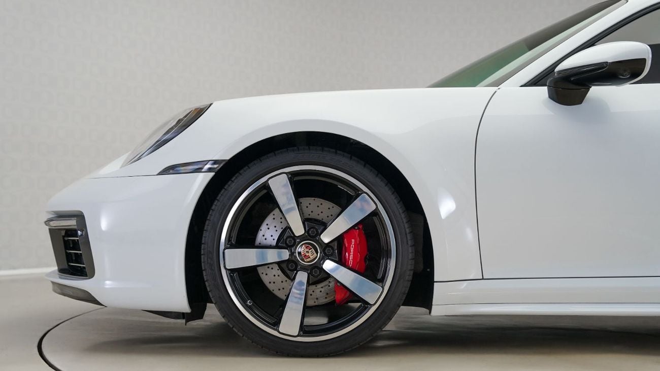 بورش 911 CARRERA 4S بورش 911 كاريرا 4S موديل 2020 | مواصفات خليجية | بحالة ممتازة | ضمان بورش حتى مارس 2027