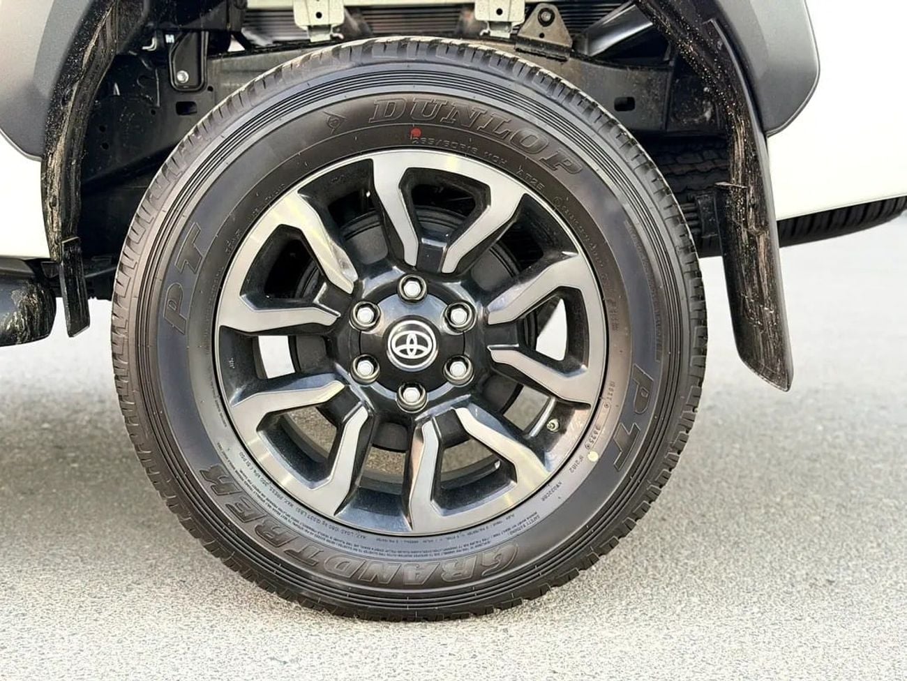 Toyota Hilux ADVENTURE TOYOTA HILLUX ADVENTURE 4.0 OMAN SPEC 2026 MODEL FULL OPTION