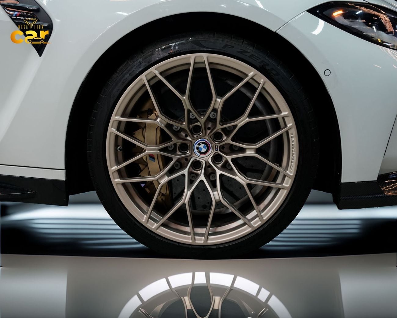 BMW M4 COMPETITION