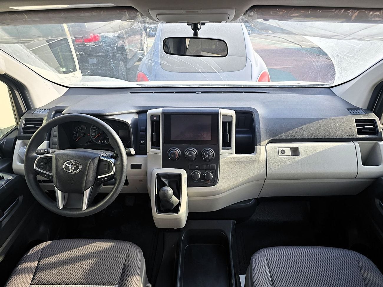 Toyota Hiace DX Toyota Hiace High Roof Black Bump 3.5l M/T White color 2026