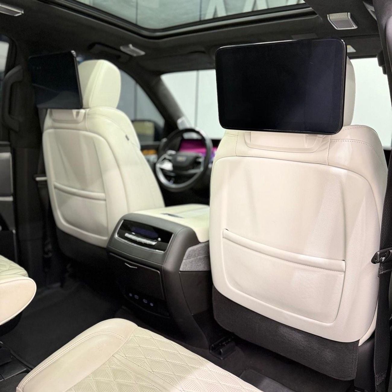 كاديلاك إسكالاد Sport Platinum Cadillac Escalade 2025 مواصفات خليجية