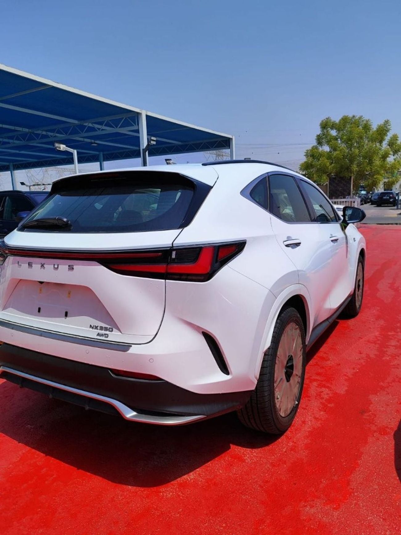 Lexus NX350 F SPORT PETROL – AUTOMATIC – GCC SPECS