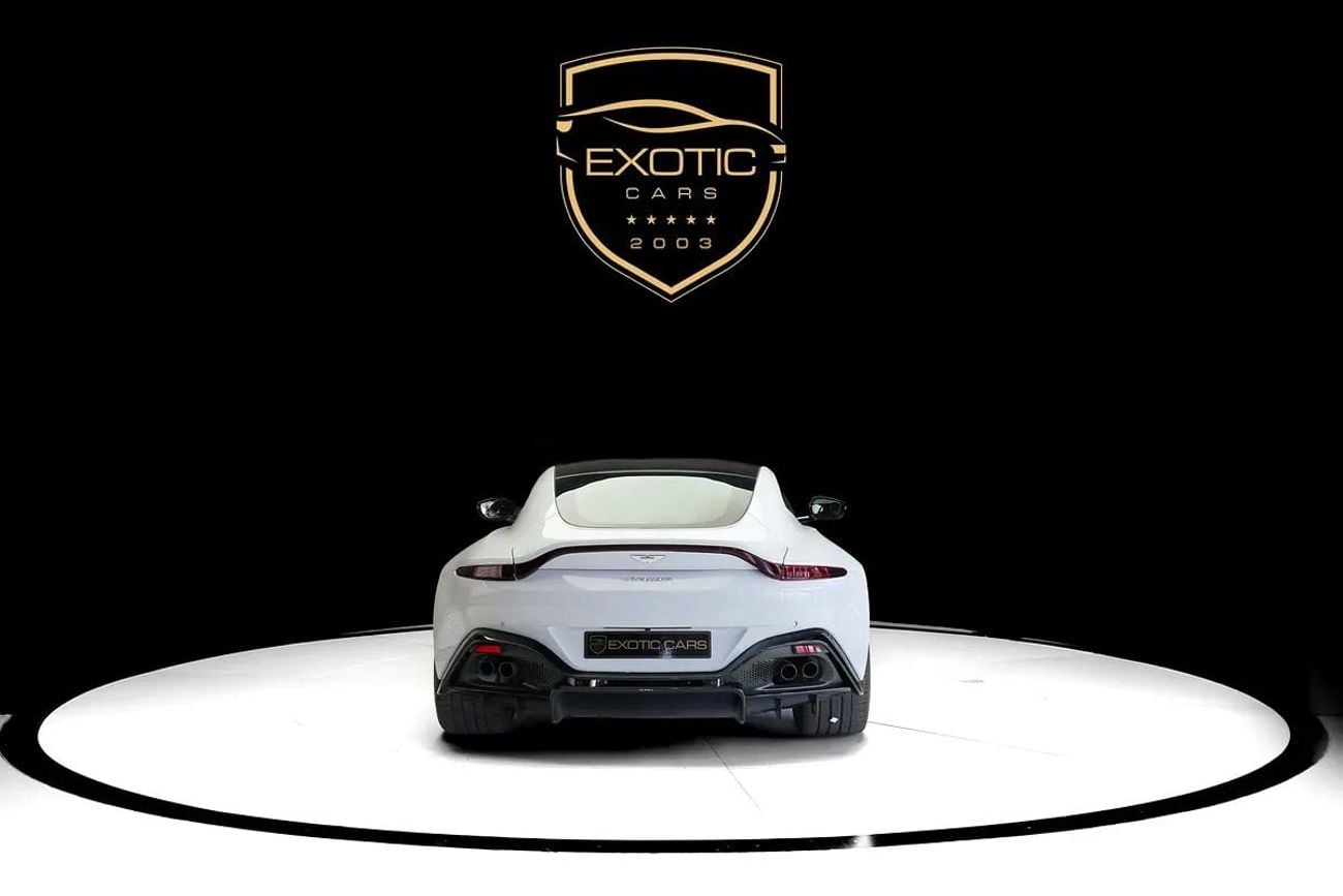 أستون مارتن فانتيج Std 4.0L