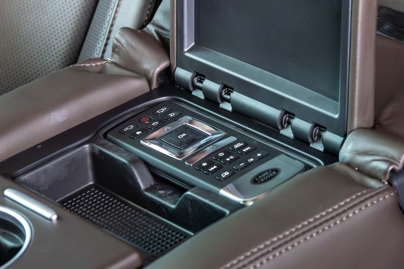 لاند روفر رينج روفر HSE 3.0L (380 HP)