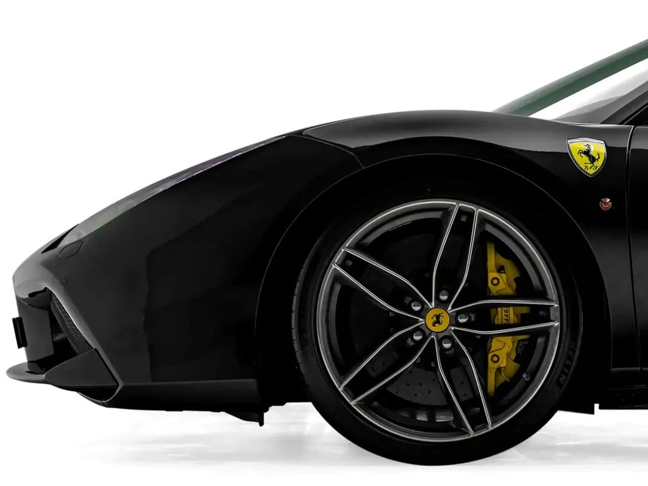 Ferrari 488 GTB STANDARD GCC Spec