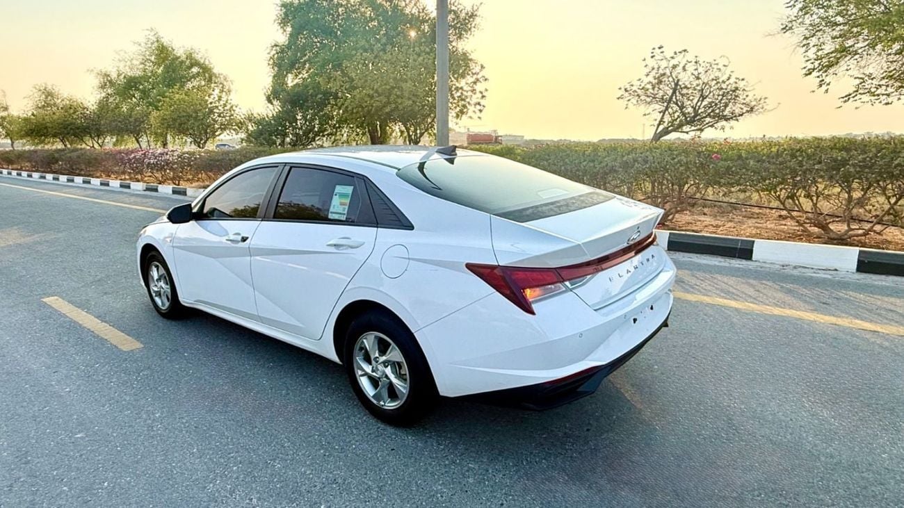 Hyundai Elantra SMART