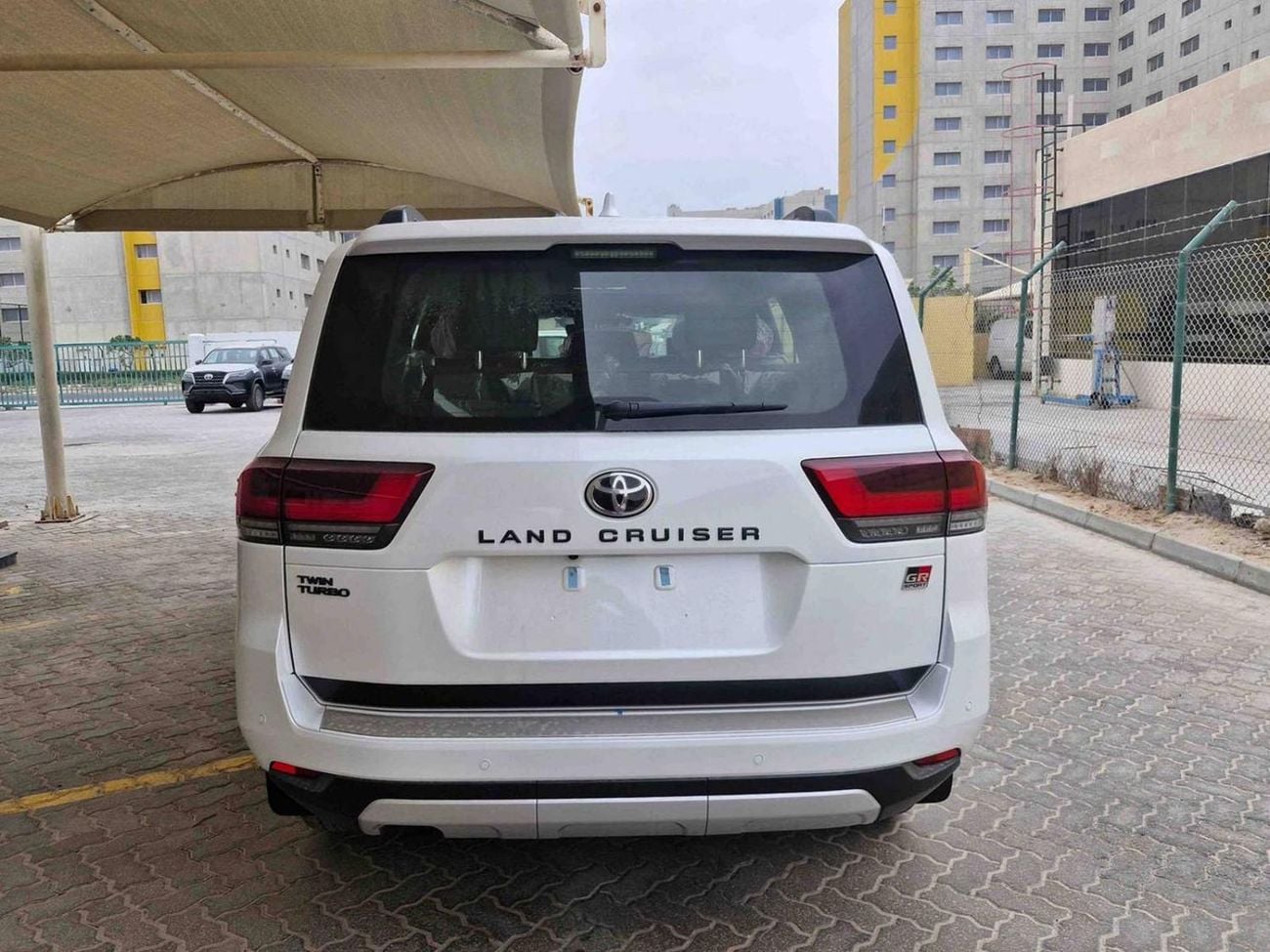 تويوتا لاند كروزر GR SPORT
