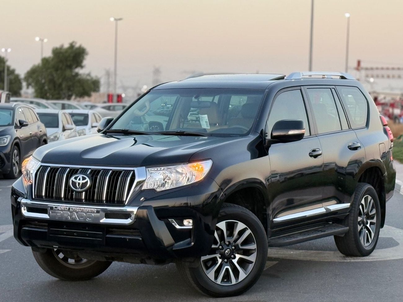 Toyota Prado TX-L Toyota Prado 2022 V6 full option 4.0L petrol black color