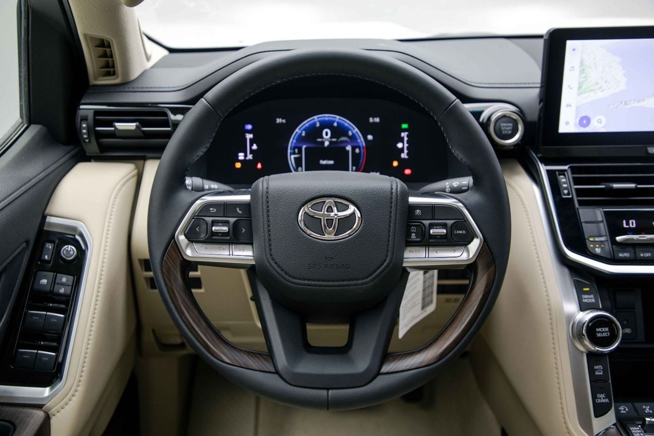 تويوتا لاند كروزر GXR LC300 3.5L - White Pearl Inside Beige | Export Only