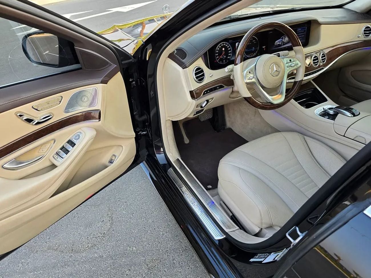 Mercedes Benz S560 S 560 - American Specs