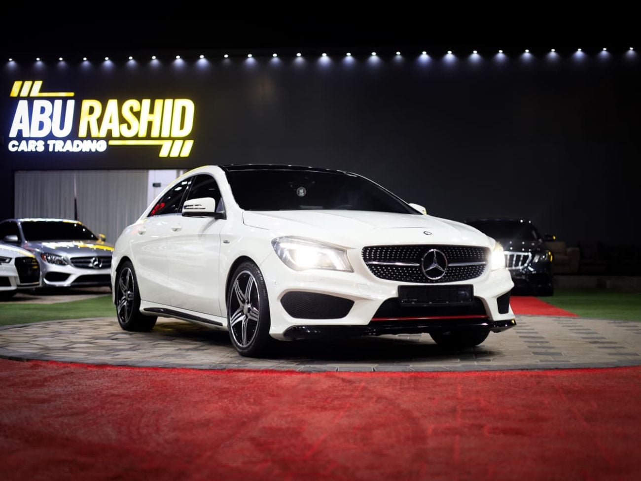 Mercedes Benz CLA250 STANDARD