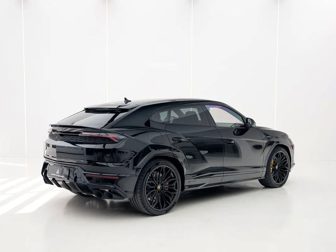 لامبورغيني اوروس SE BRAND | 800 HP PLUG-IN HYBRID | 76 KM