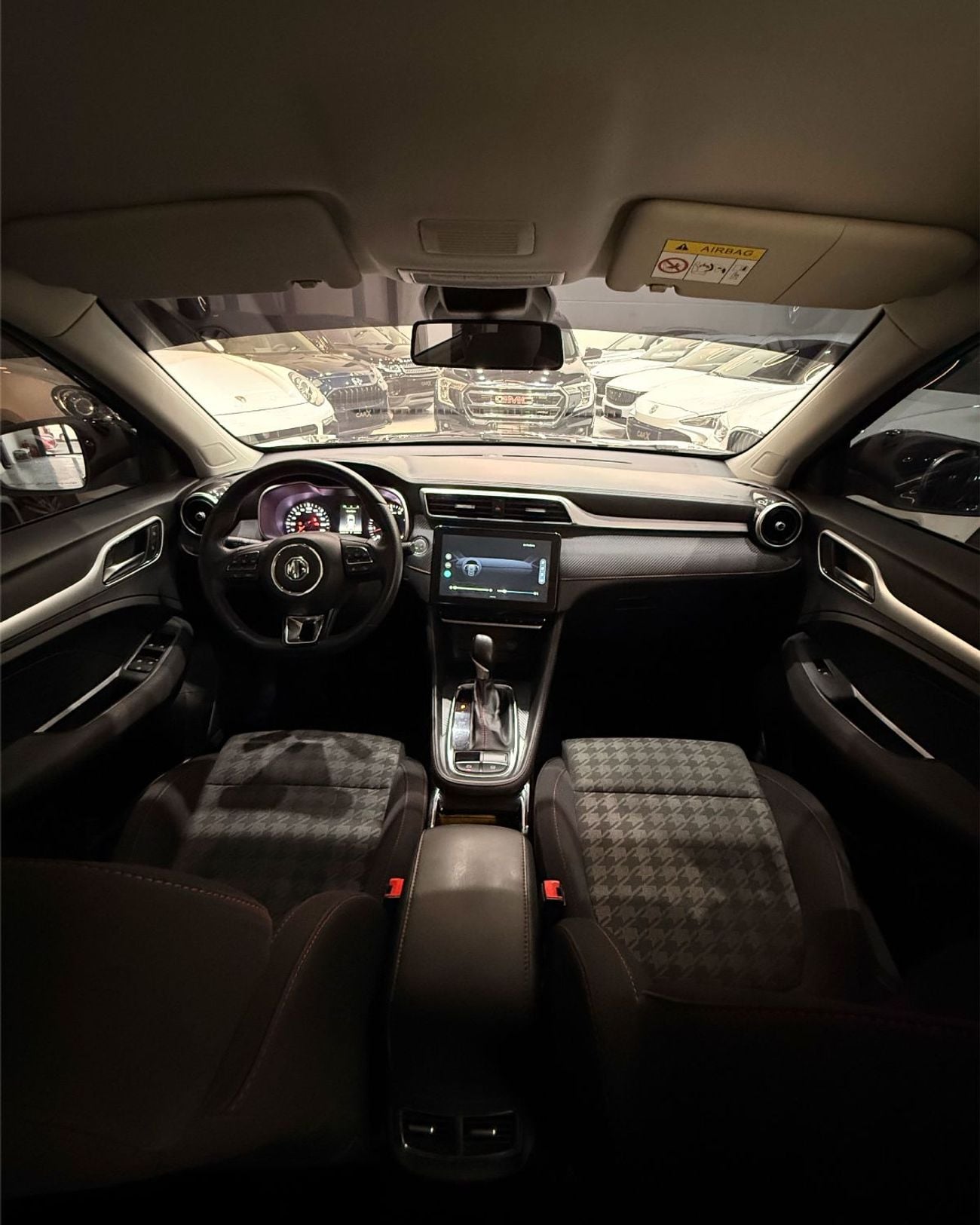 MG ZS STANDARD