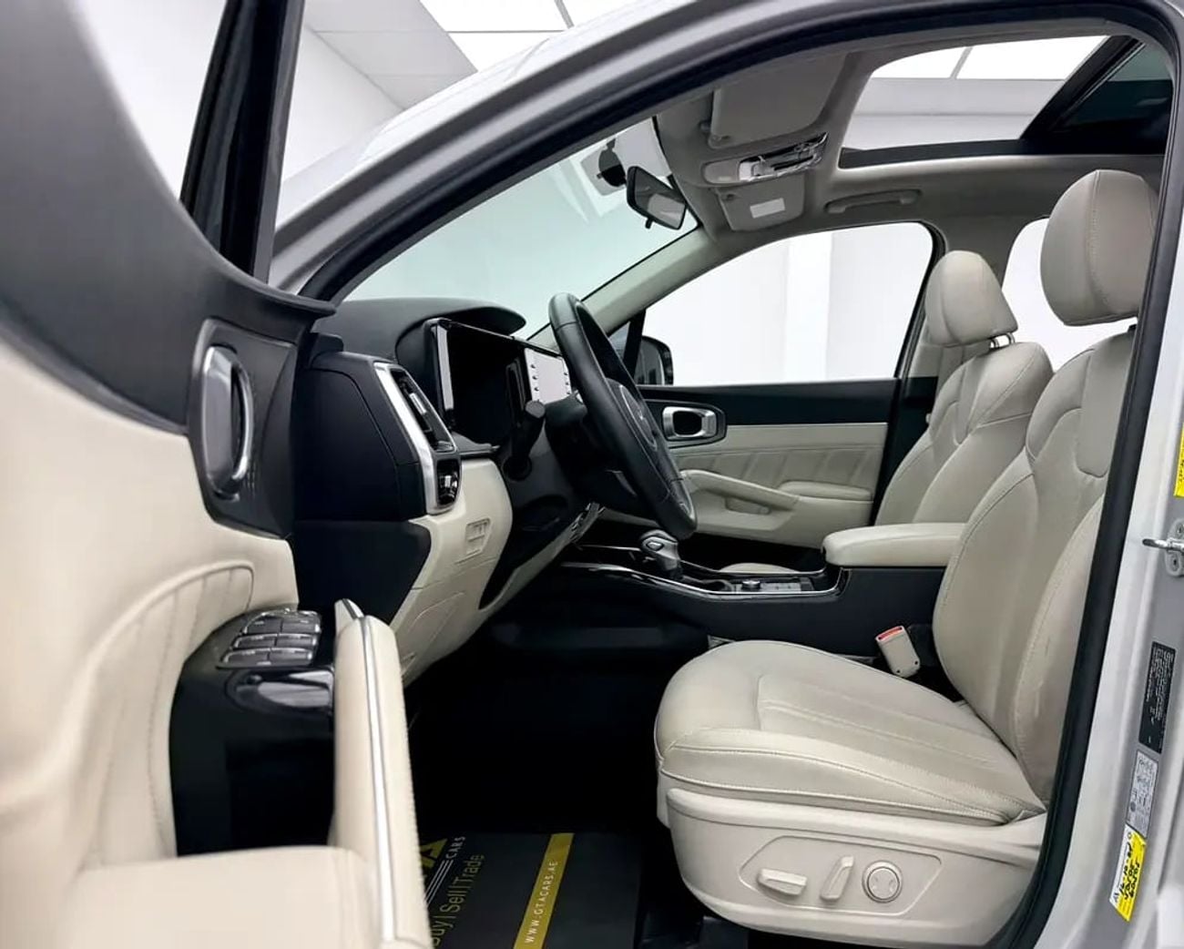 Kia Sorento EX, Warranty, Full Service History, Fully Loaded, GCC