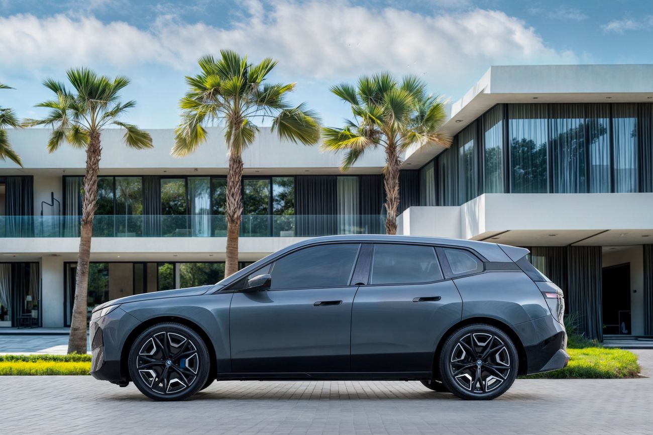 بي أم دبليو iX XDRIVE50 | 4,505 P.M | 0% Downpayment | BMW Warranty!