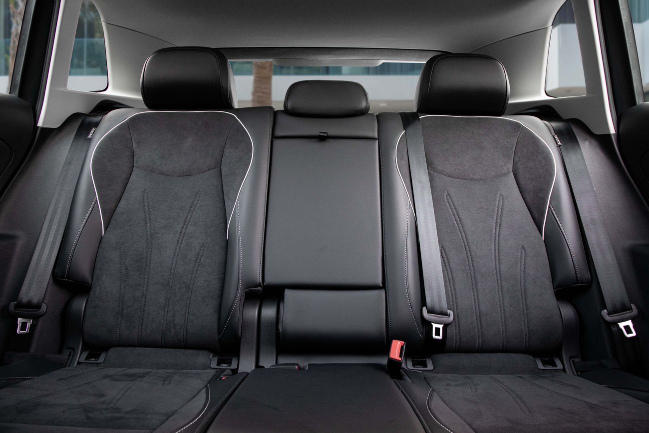 Volkswagen Tiguan Elegance Tiguan Elegance 1.4 TFSI | 2,546 P.M | 0% Downpayment | VOLKSWAGEN WARRANTY SERVICE