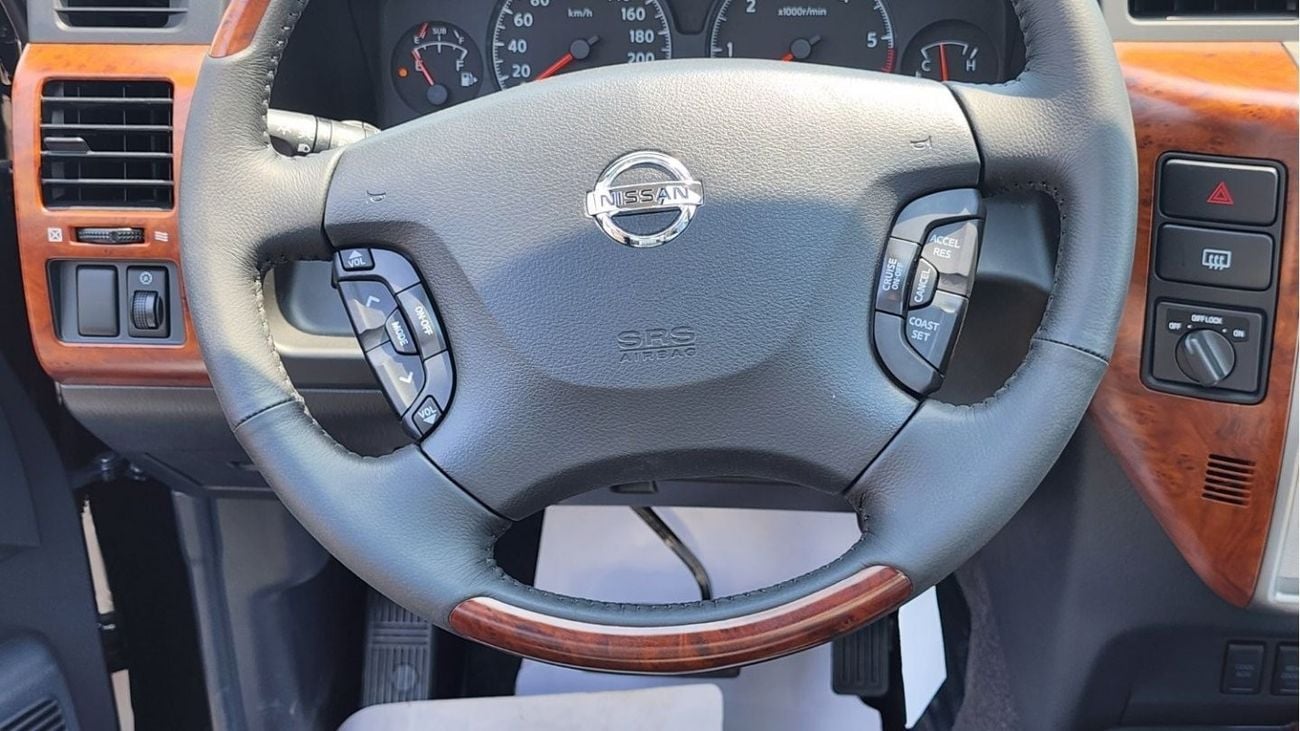 نيسان باترول GRX 4X4 Automatic