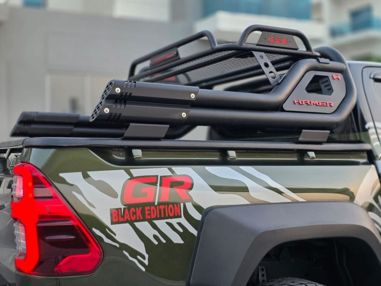 تويوتا هيلوكس GR Body Kit Installed - 2.8 - Diesel - 4WD - AT