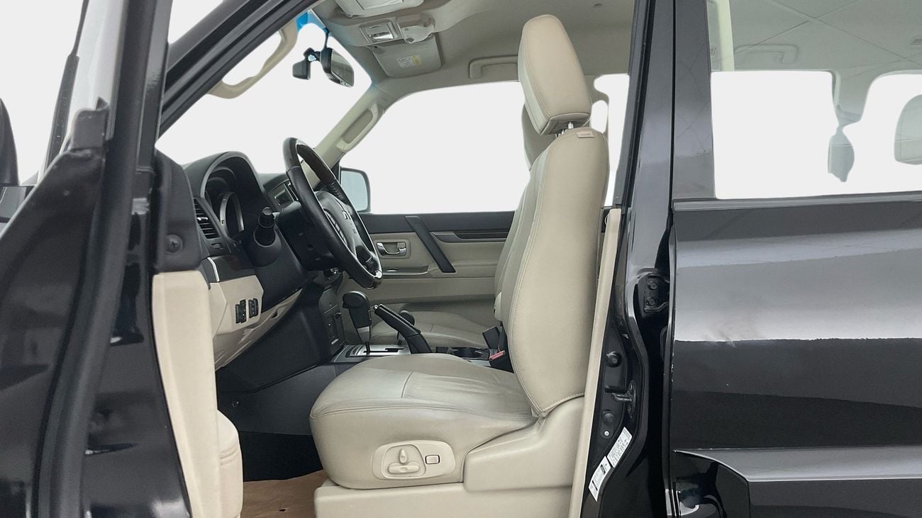 Mitsubishi Pajero GLS HIGHLINE | Guaranteed Warranty | 0 Down Payment