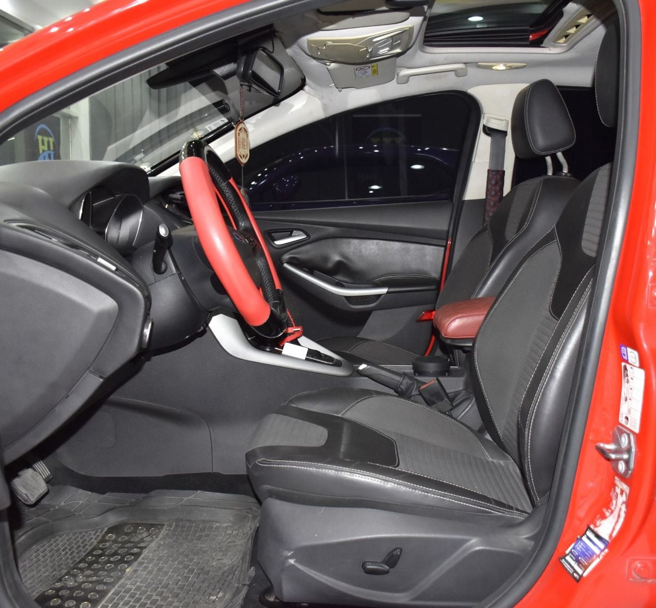 Ford Focus SPORT EXCELLENT DEAL for our Ford Focus ( 2015 Model ) in Red Color GCC Specs