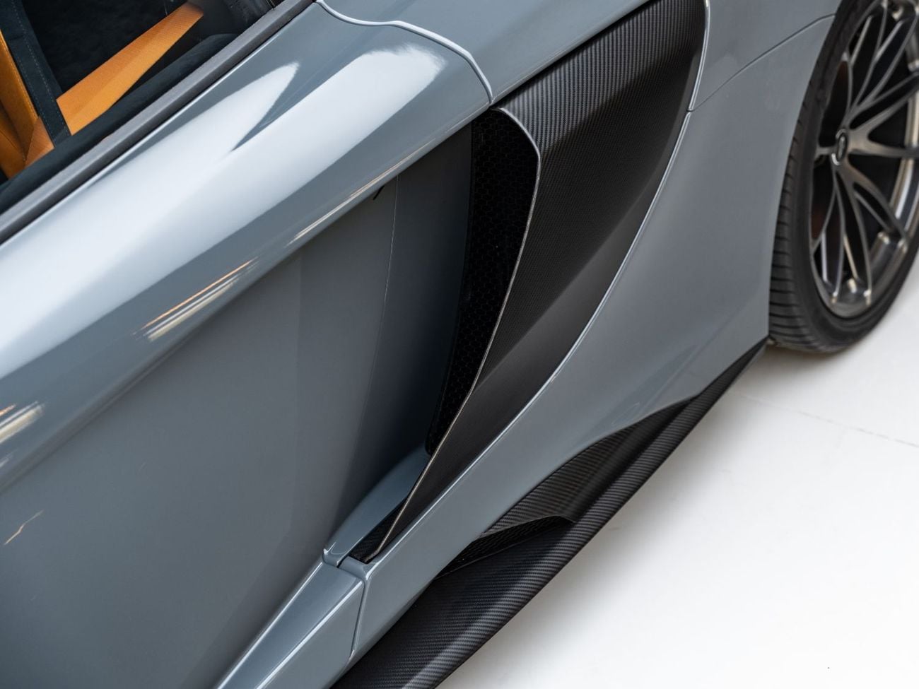 McLaren 675LT COUPE
